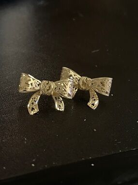 14K Gold Filigree Bow Earrings